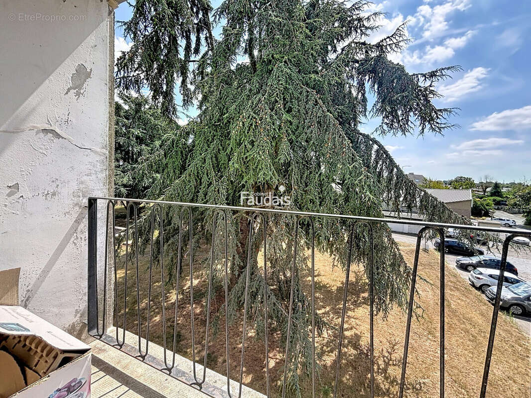 Appartement 44 m² à Saint-Lo  - photo 6