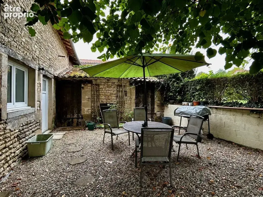 Maison en pierre, 3 chambres, gîte, piscine et jardin - photo 14