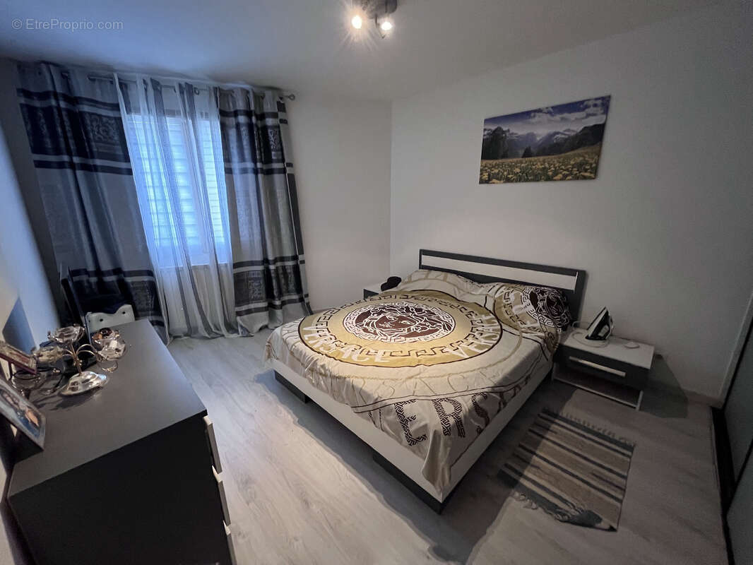 Maison à CORNEILHAN