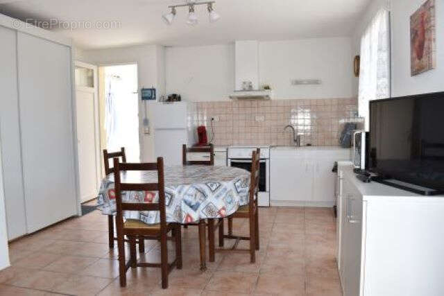 Maison à LA BREE-LES-BAINS