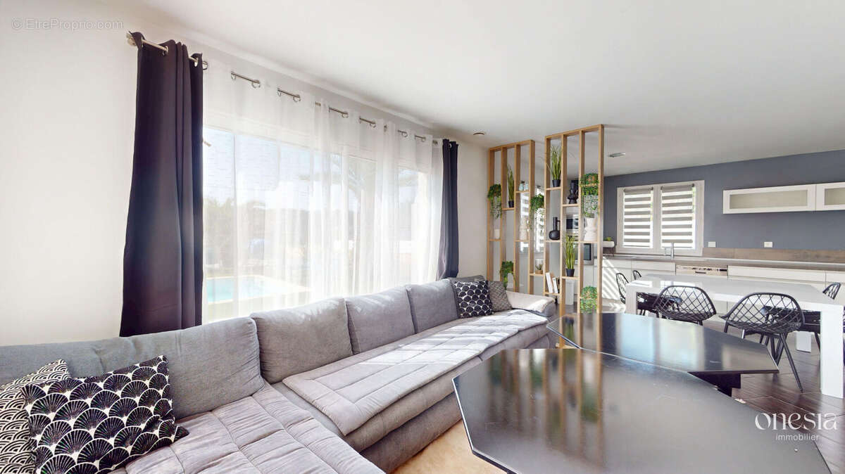 Maison 158 m² à Moumour  - photo 4