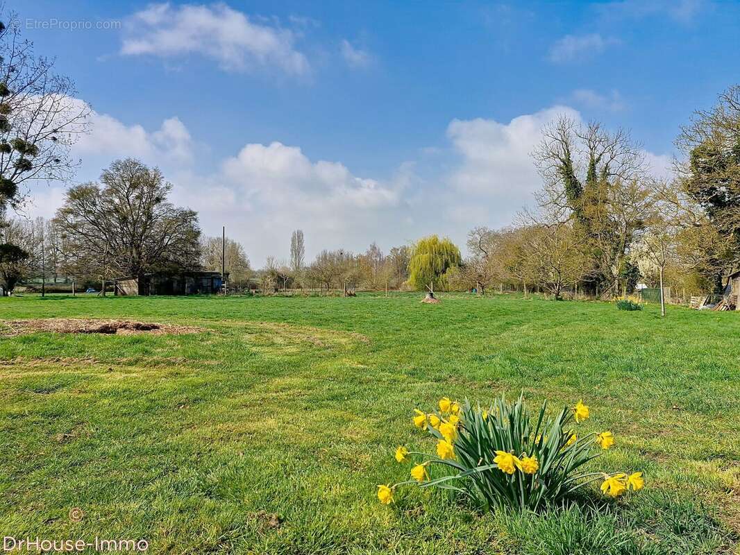 Maison à CREVECOEUR-EN-AUGE