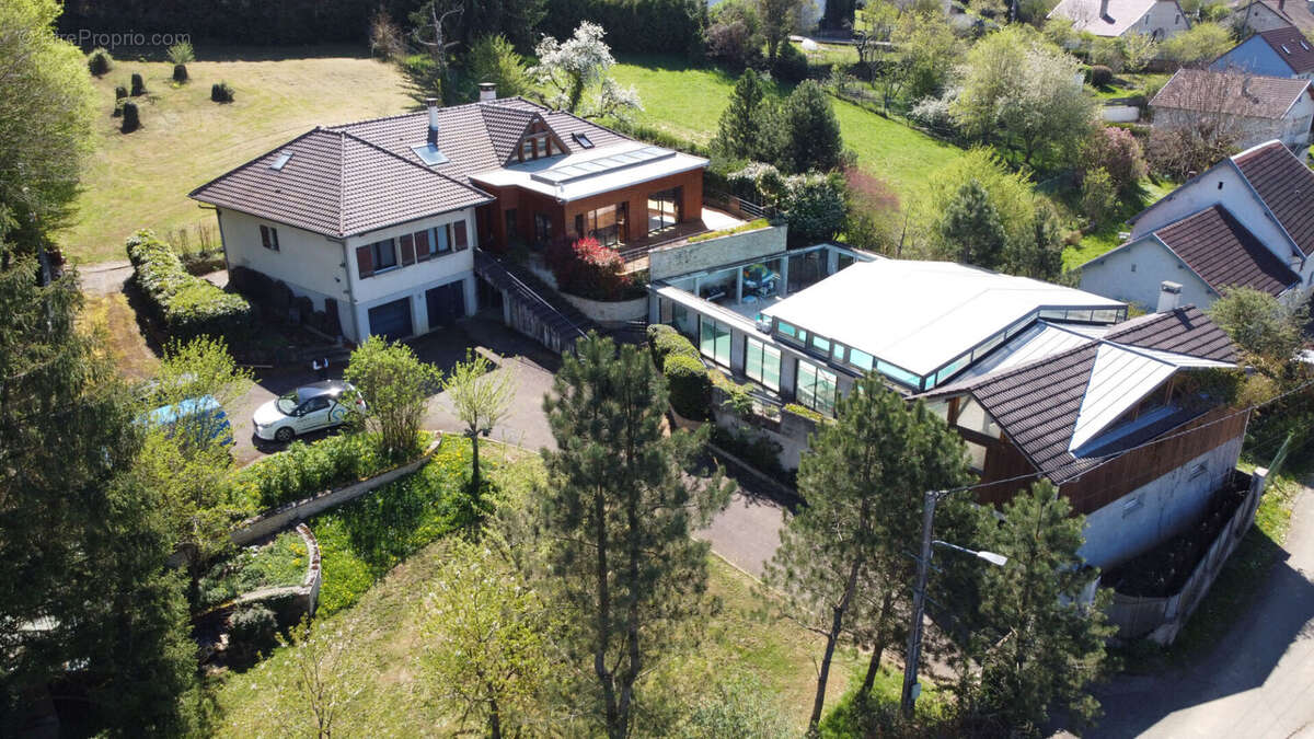 Maison à VIEILLEY