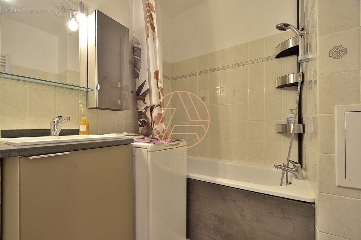 Appartement à SAINT-MAUR-DES-FOSSES