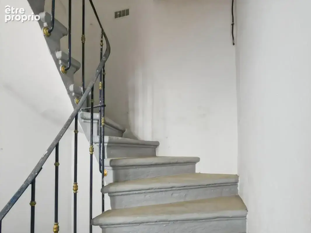 Spécial investisseurs : Immeuble Alès 160 m2 - photo 18