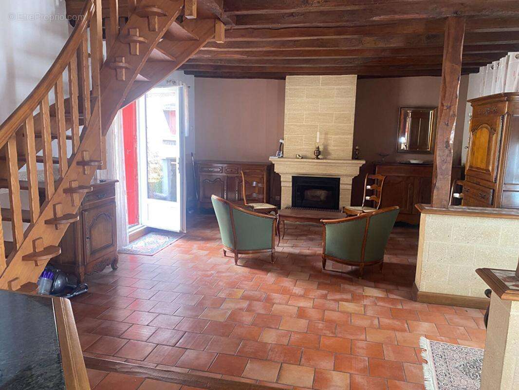 Maison Tournon Saint Pierre 4 pièce(s) 93 m2 - photo 3