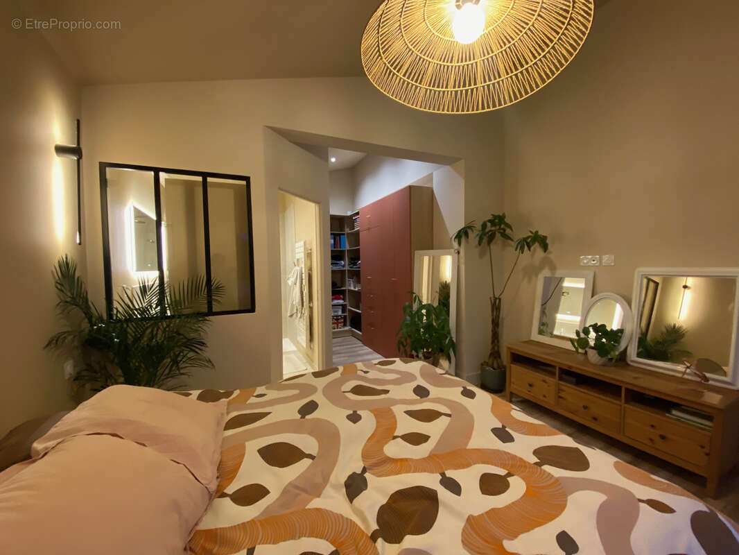 Maison à PERNES-LES-FONTAINES