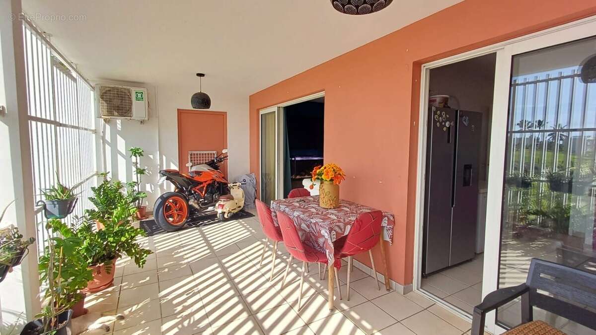 Appartement 87 m² à La Trinite  - photo 3