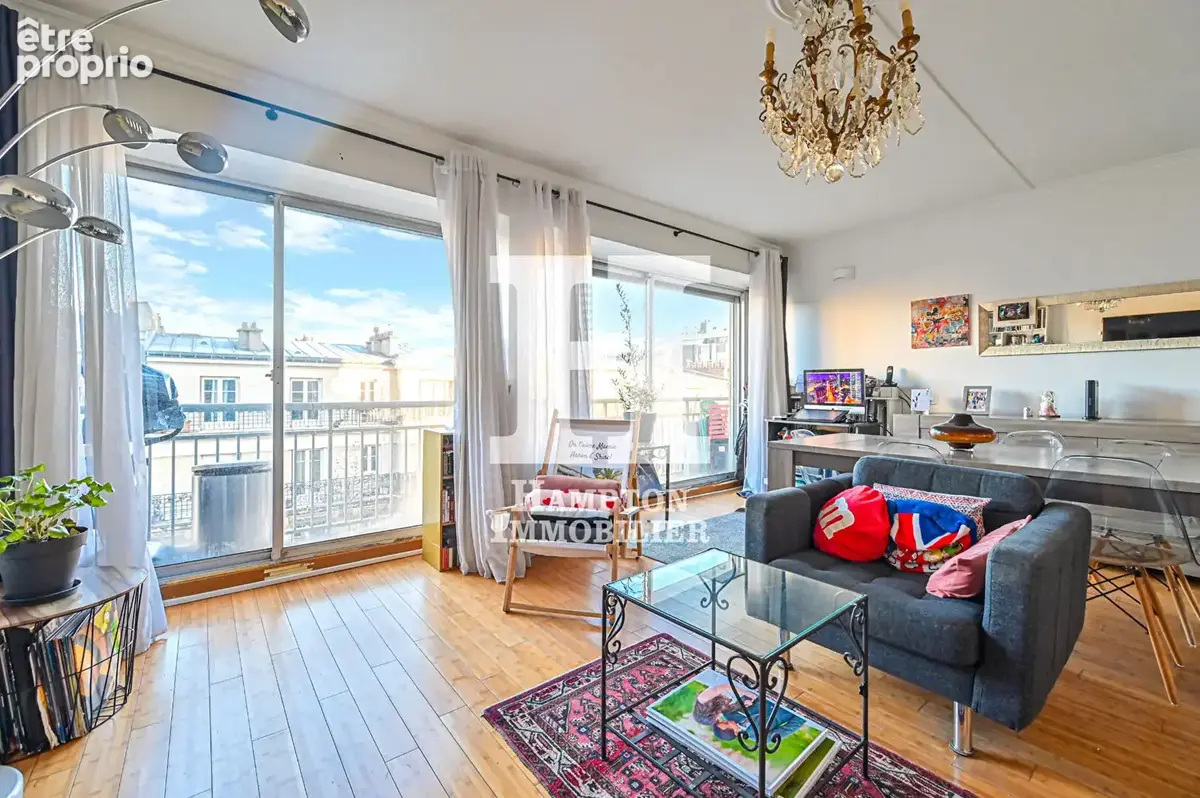 Appartement à PARIS-19E