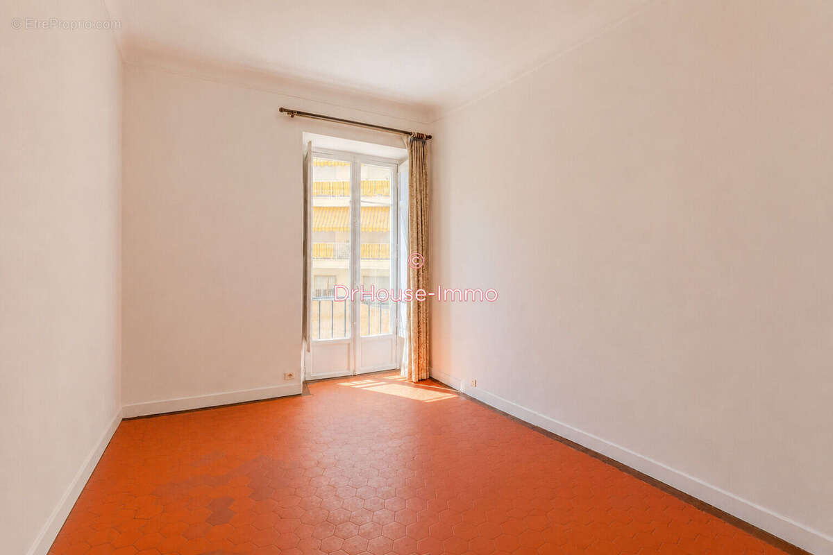 Appartement 77 m² à Nice  - photo 7