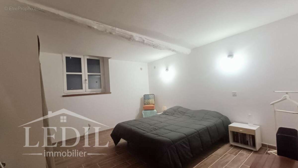 Maison rénovée avec cour en centre ville - photo 10