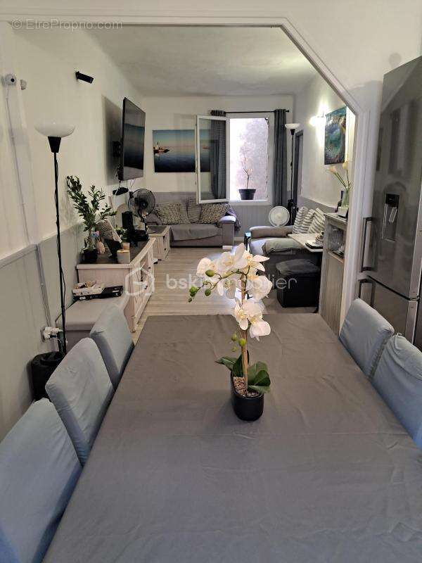 Jolie maison de village de 116m² de 1800 avec 3 chambres - garage - caves - photo 3
