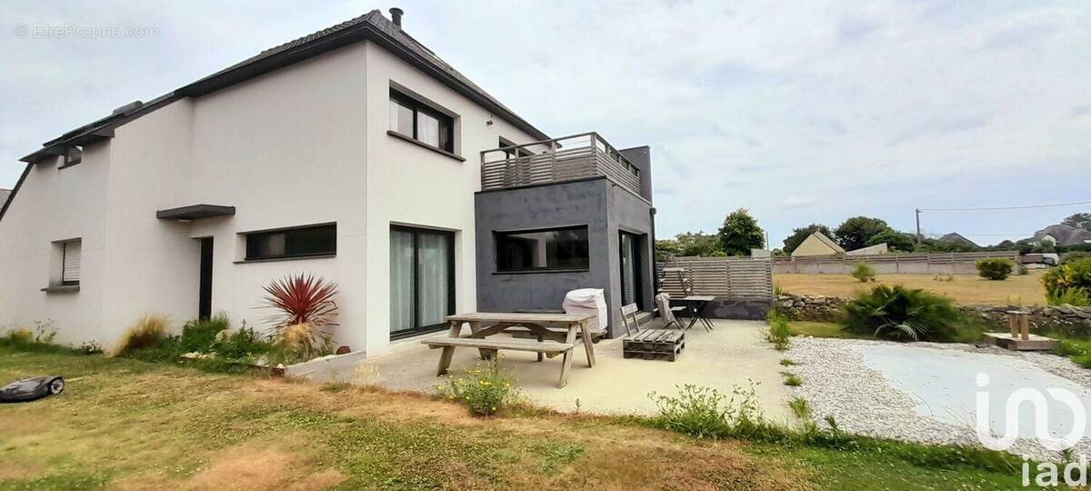 Photo 1 - Maison à PLOUHINEC