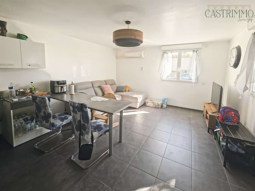 Appartement à SUSSARGUES