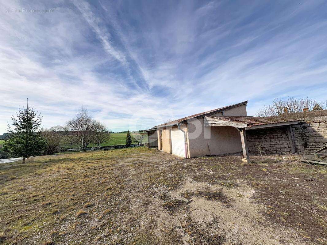 Maison à DAINVILLE-BERTHELEVILLE