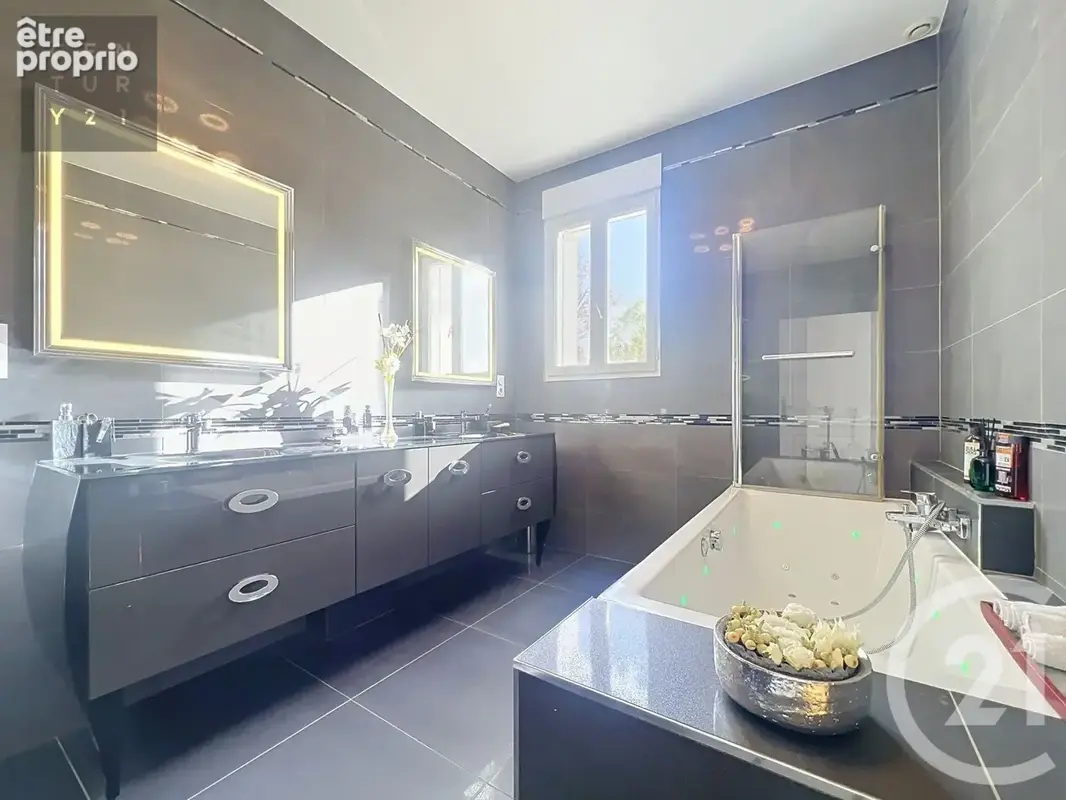 Maison 7 pièces 368 m² à vendre à Charmont-Sous-Barbuise (10150) - photo 15