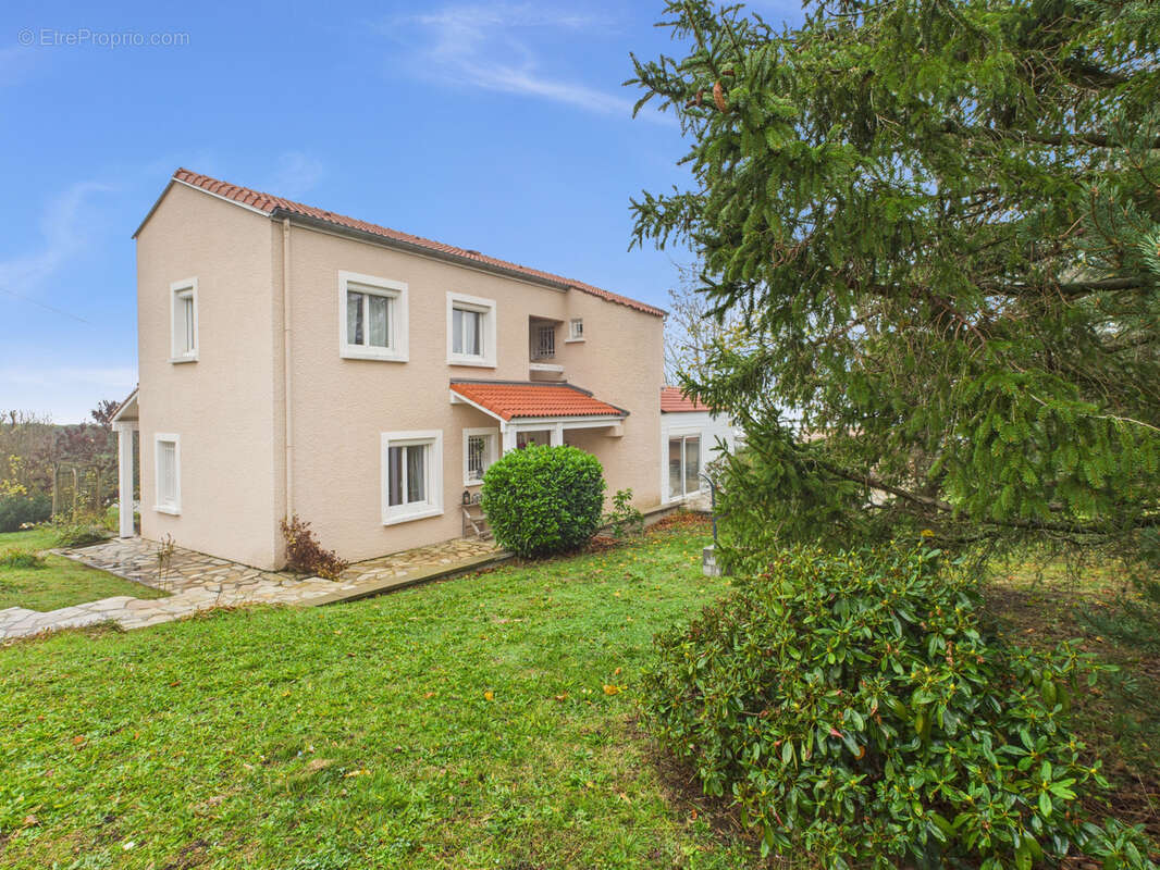 Maison à SAINT-FERREOL-D&#039;AUROURE