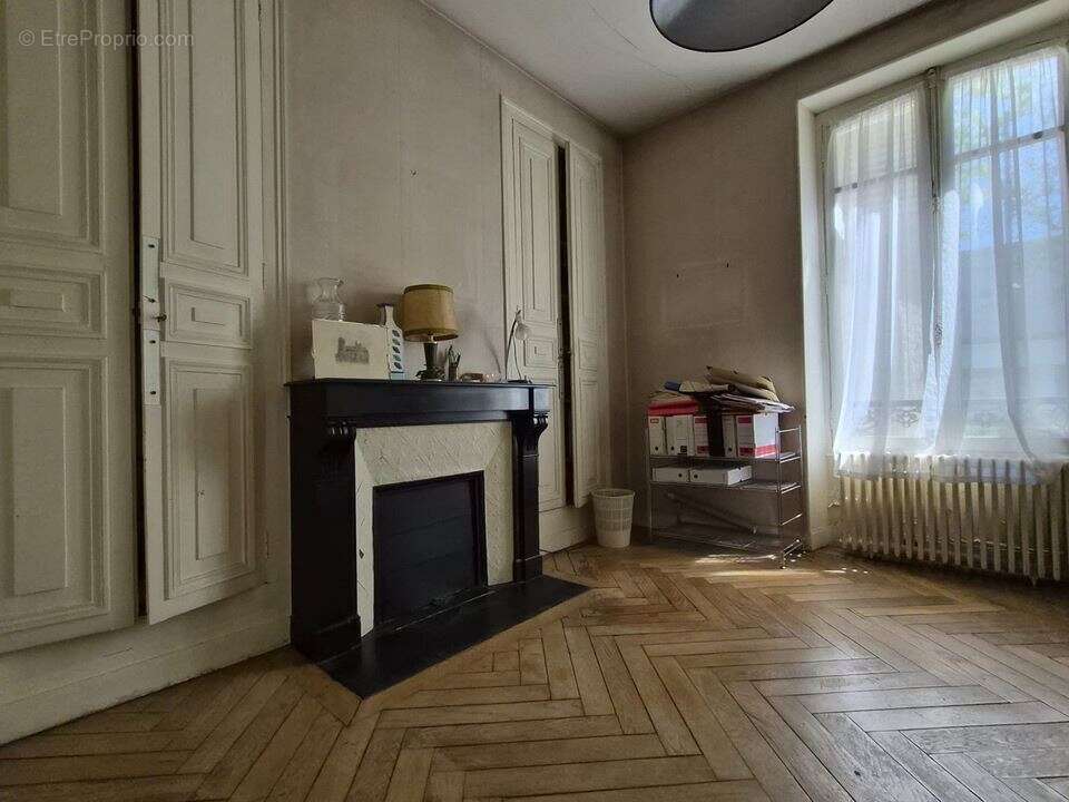 Maison à MONTARGIS
