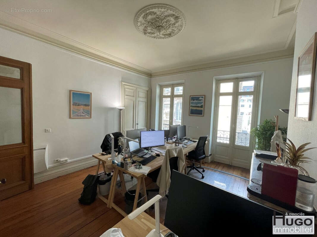 Commerce à BORDEAUX