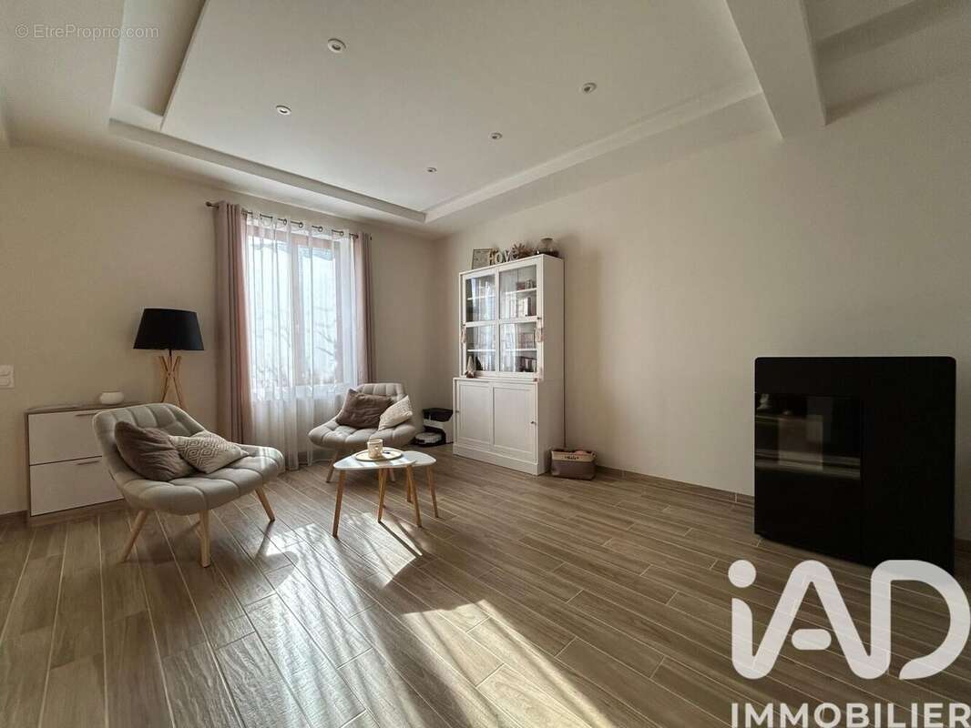 Photo 4 - Maison à MALESHERBES