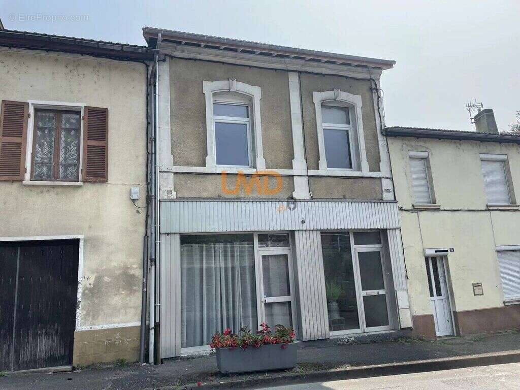 Maison à AUBIN