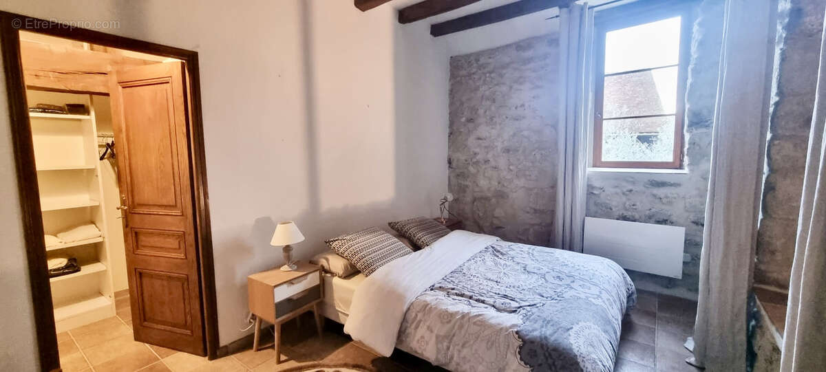 Maison à CHALAUTRE-LA-GRANDE