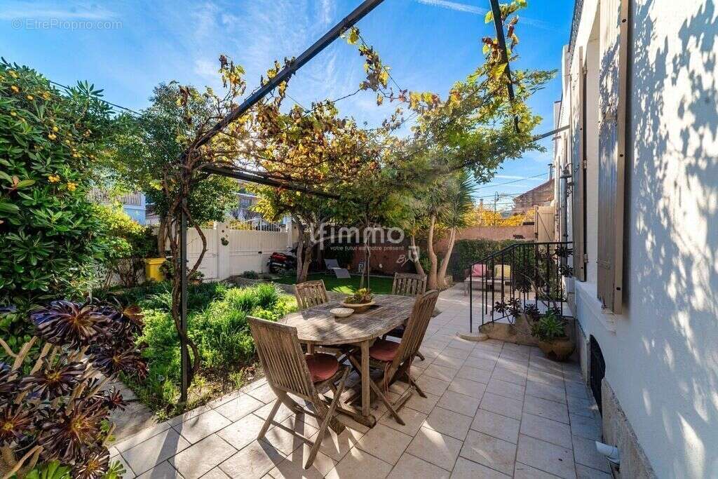 Maison à MARSEILLE-9E