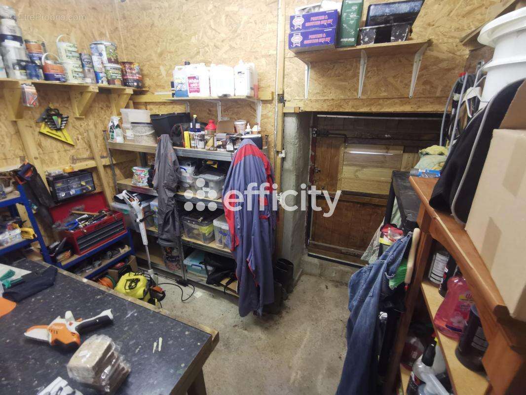 Maison à SAINT-SEVER-CALVADOS