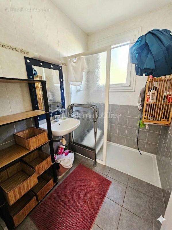 Maison 3 chambres - grand terrain - saint-just - photo 7
