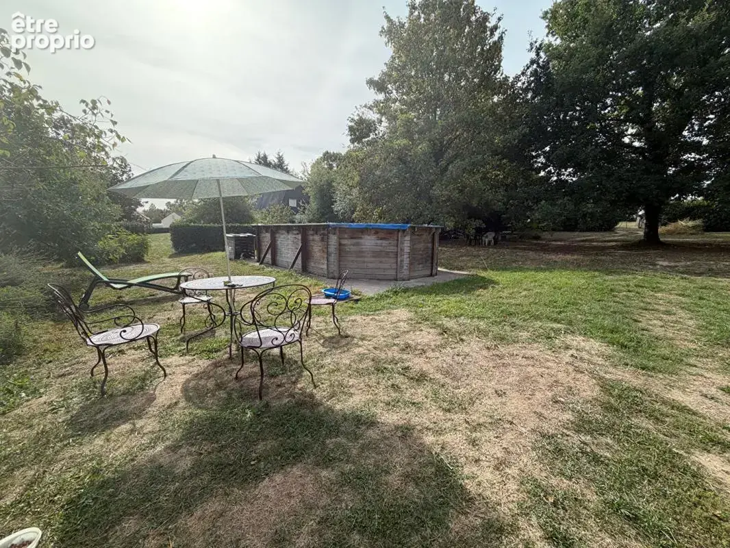 Très jolie longère rénovée dans un secteur calme et vert de la commune de Saint Eloi - photo 6