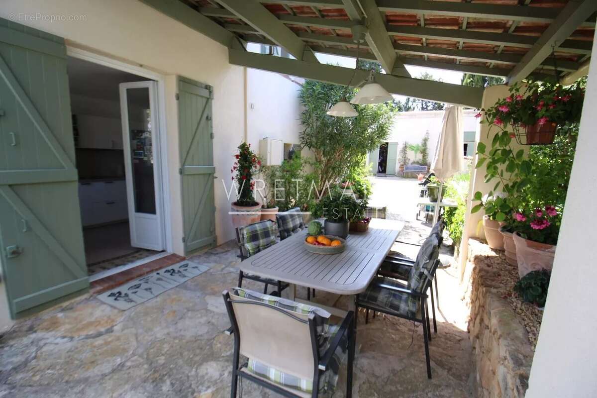 Maison à CALLIAN