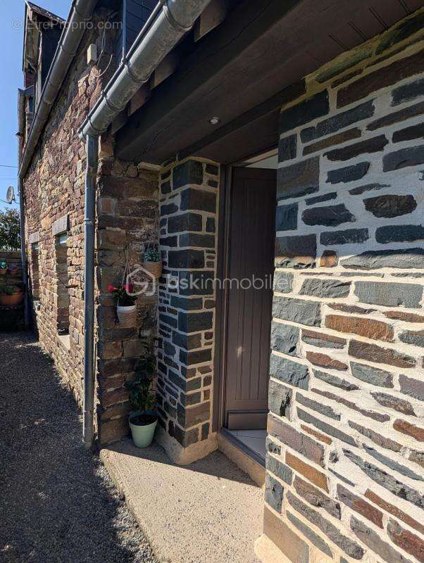 Maison à SAINT-SAUVEUR-LA-POMMERAYE