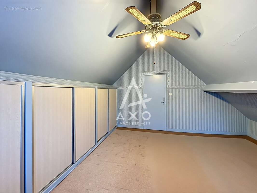 Maison à GY-LES-NONAINS