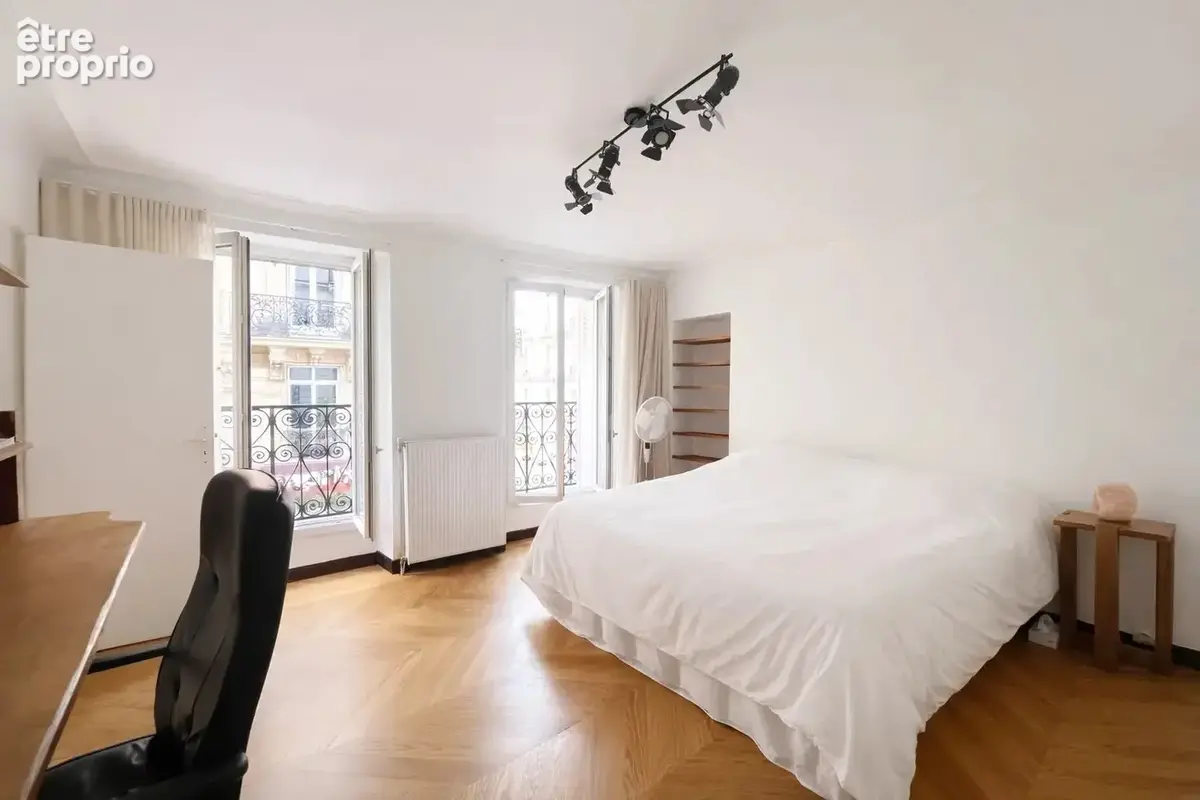 Paris 9ᵉ – Rue Condorcet – Appartement rénové - photo 7