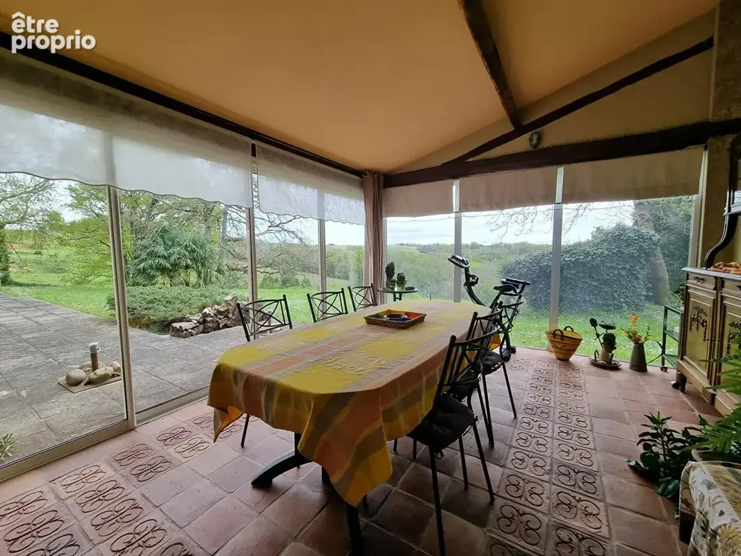 Maison de campagne sur terrain de 9738m² - photo 10