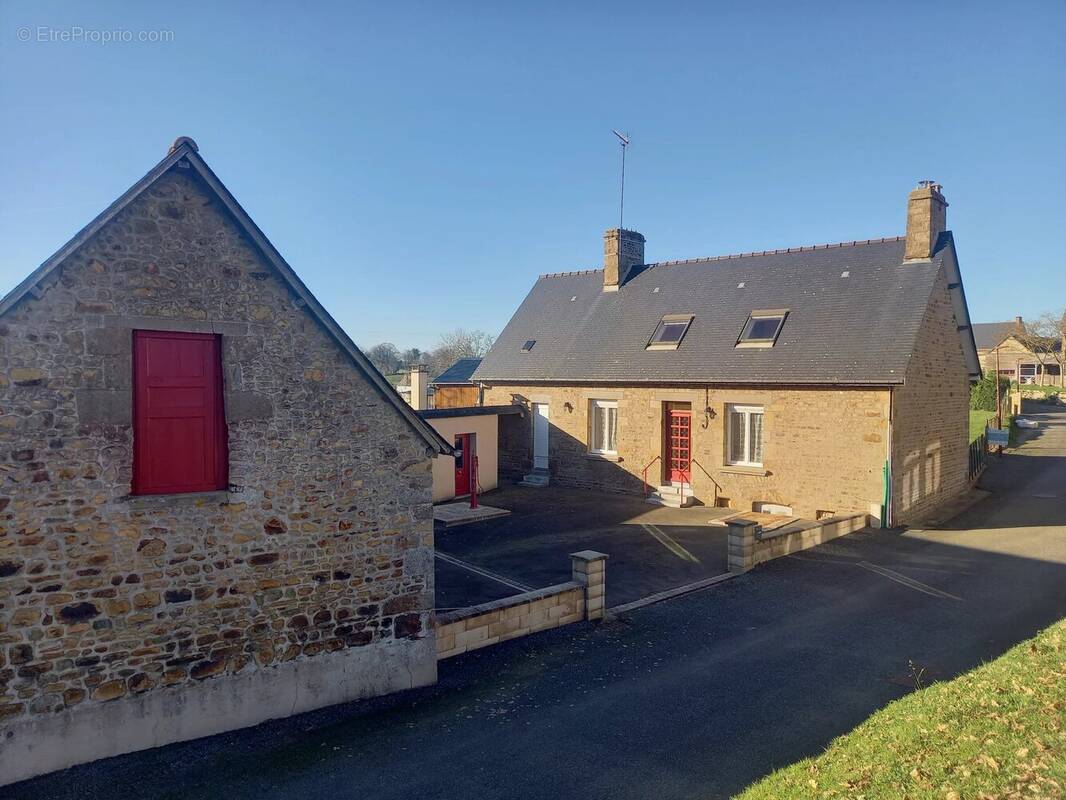 Maison à SAINT-PIERRE-DES-LANDES