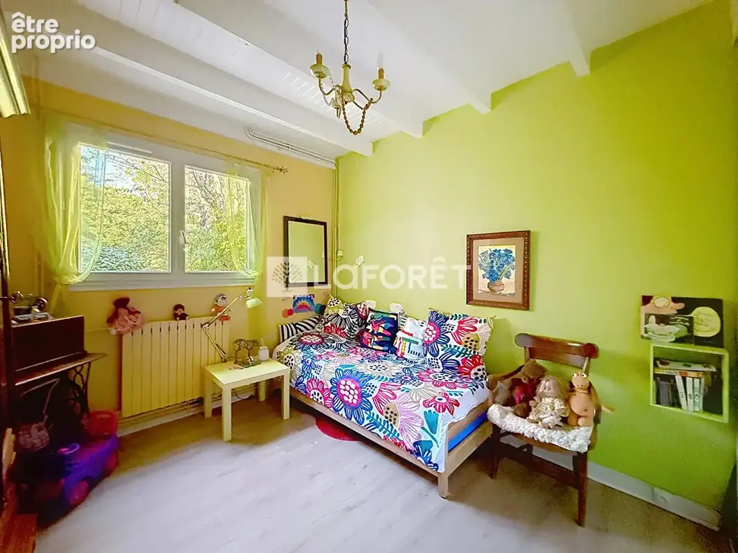 EXCLUSIVITE LAFORET-Maison Beychac Et Caillau 6 pièce(s) 195 m2 - photo 9