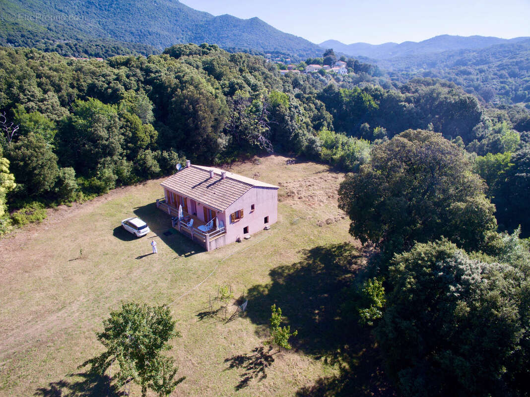 Maison à SANTA-MARIA-SICHE