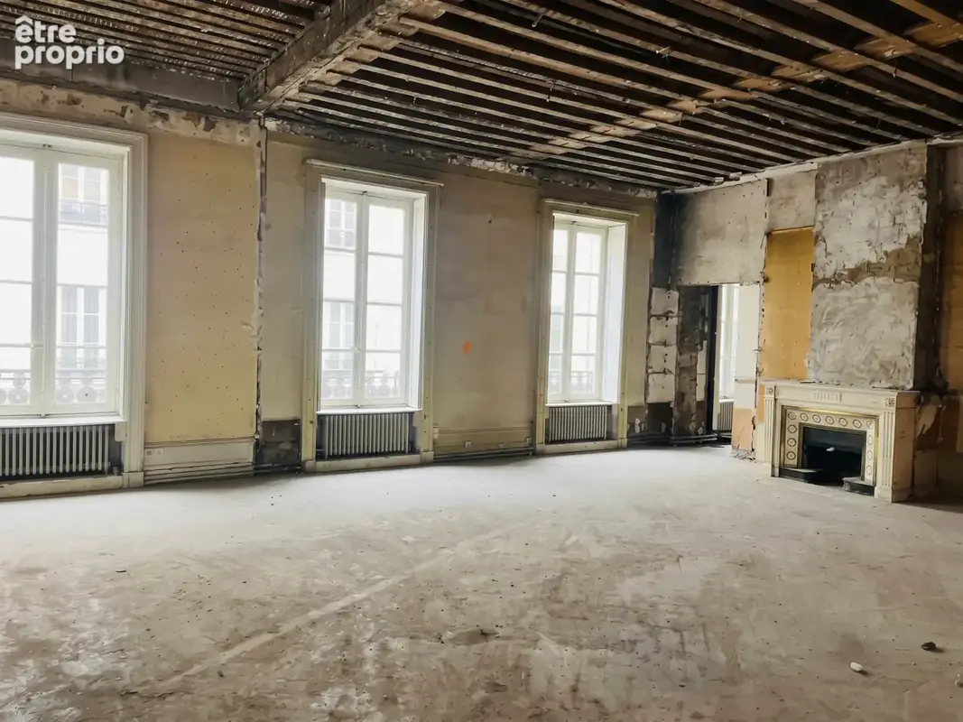 Un plateau à aménager 112 m2 , rue Pierre Corneille - photo 3
