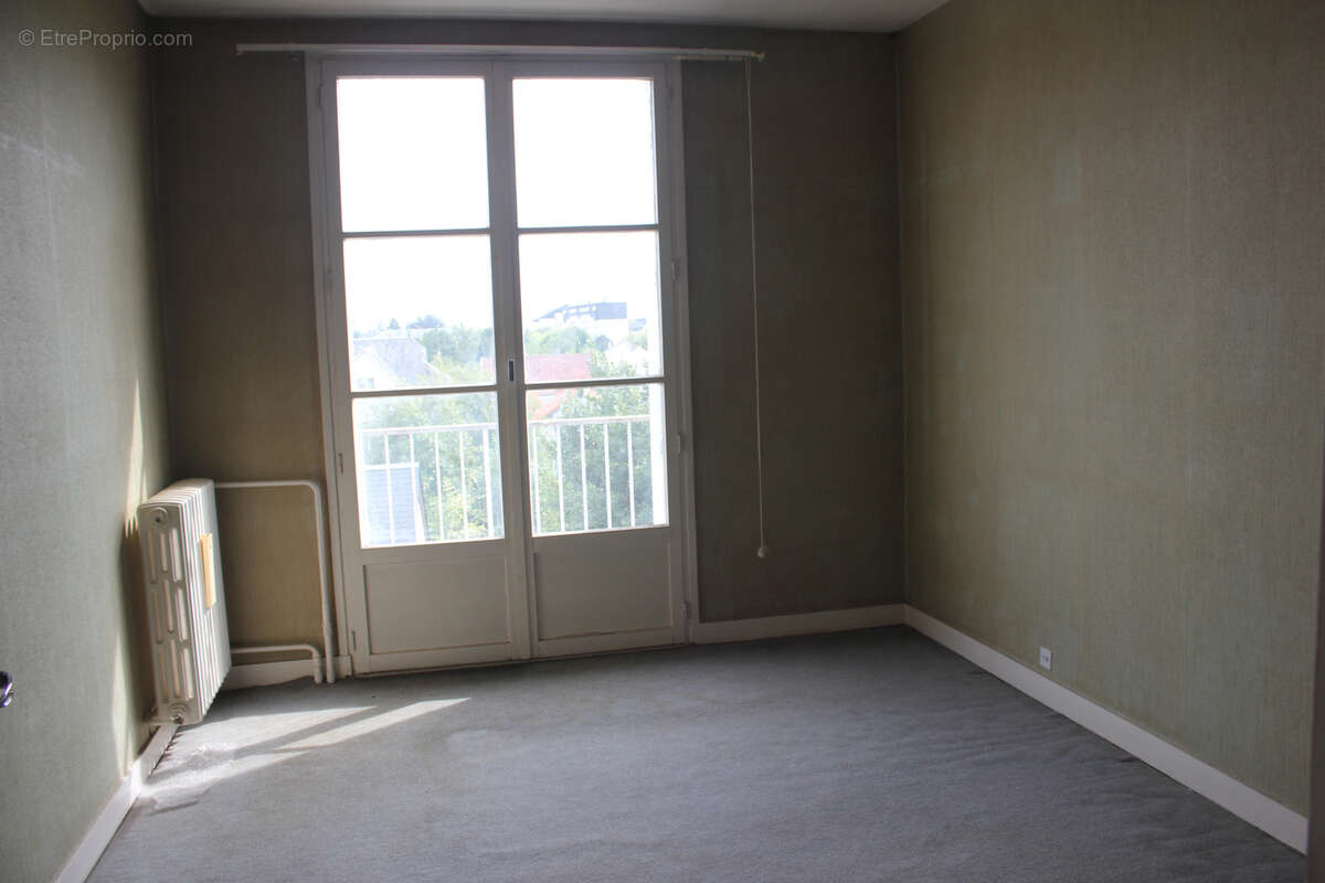 Appartement à SAINT-CYR-SUR-LOIRE