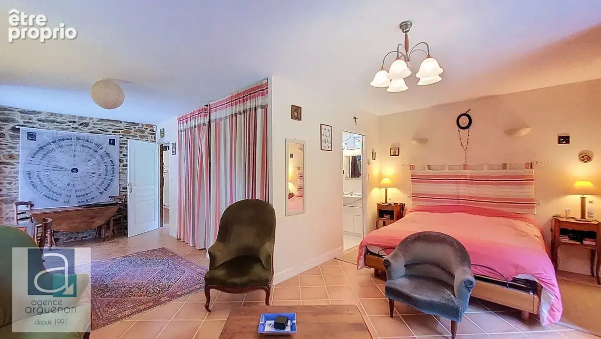SOUS OFFRE -Entre Dinan et la côte - belle propriété à Corseul  sur 1+ hectares - photo 5