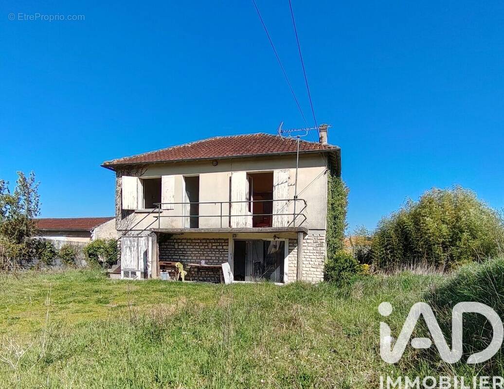Photo 1 - Maison à JARNAC