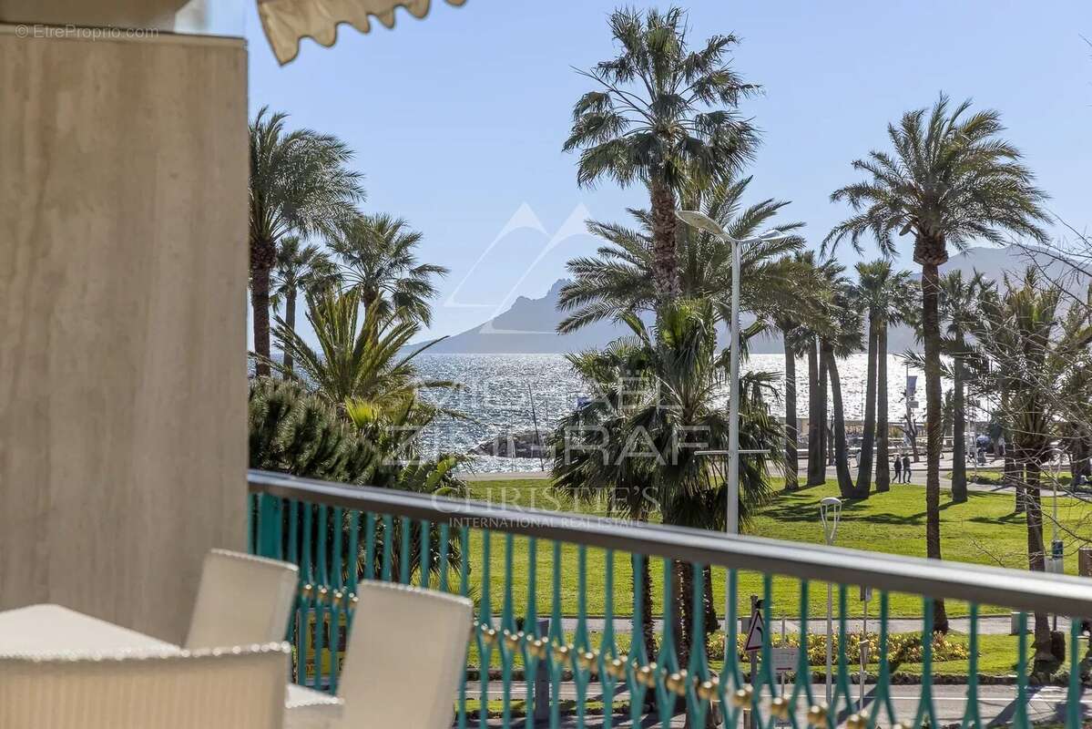 Appartement à CANNES