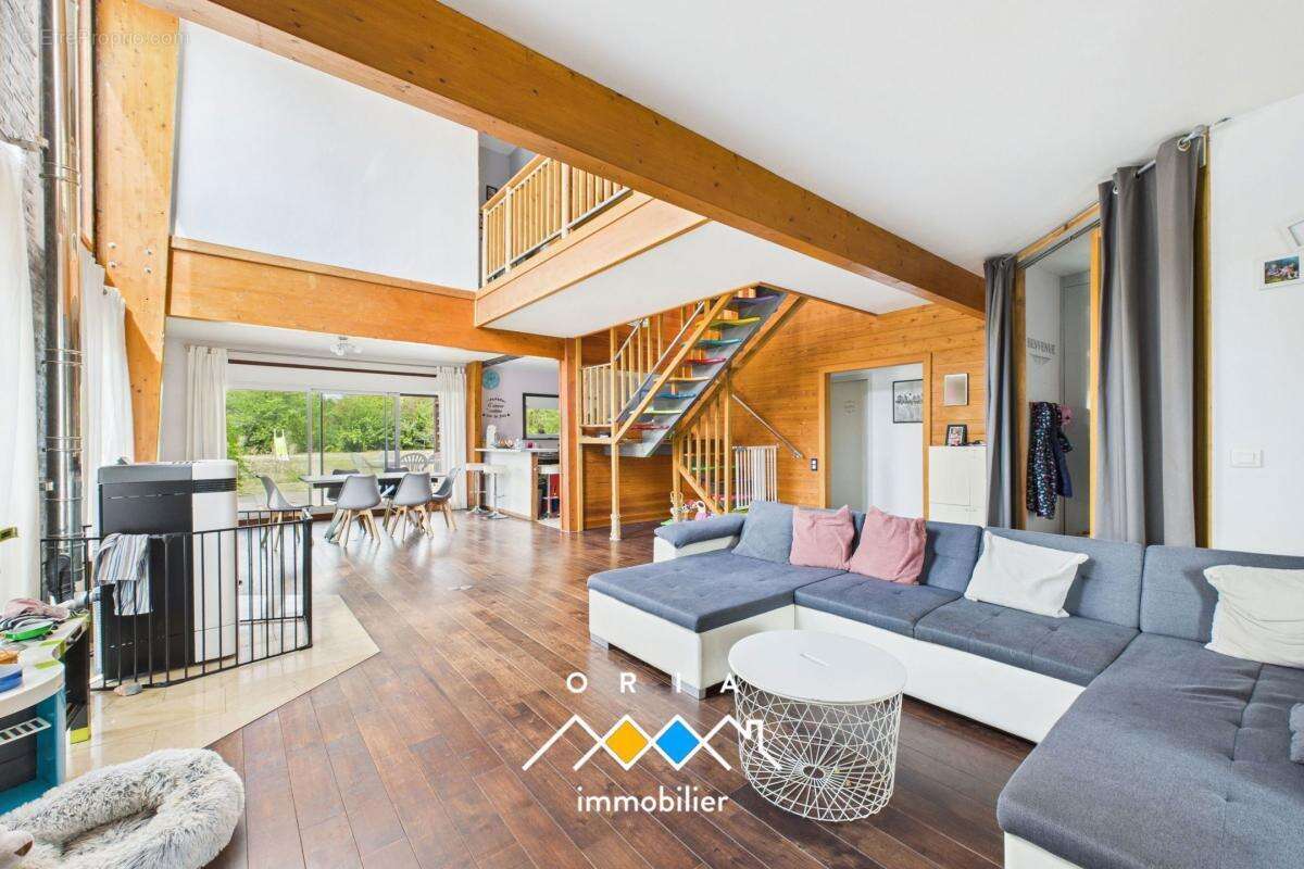 Maison à CHAMBLEY-BUSSIERES