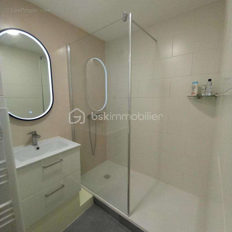 Appartement à LATTES