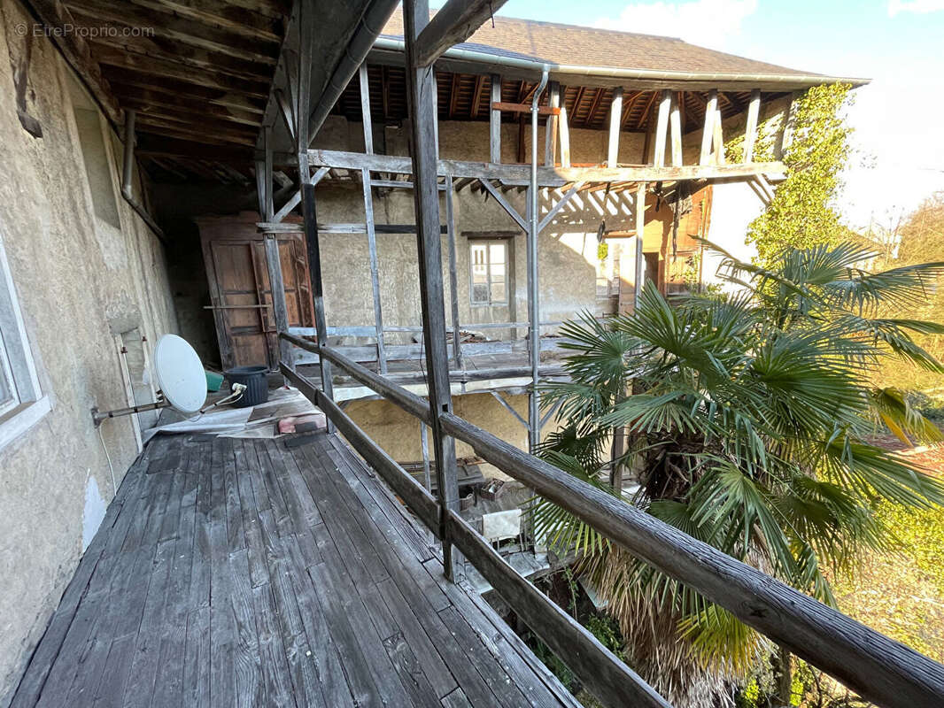 Appartement à OLORON-SAINTE-MARIE