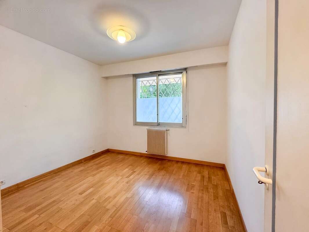 Appartement à BEAULIEU-SUR-MER