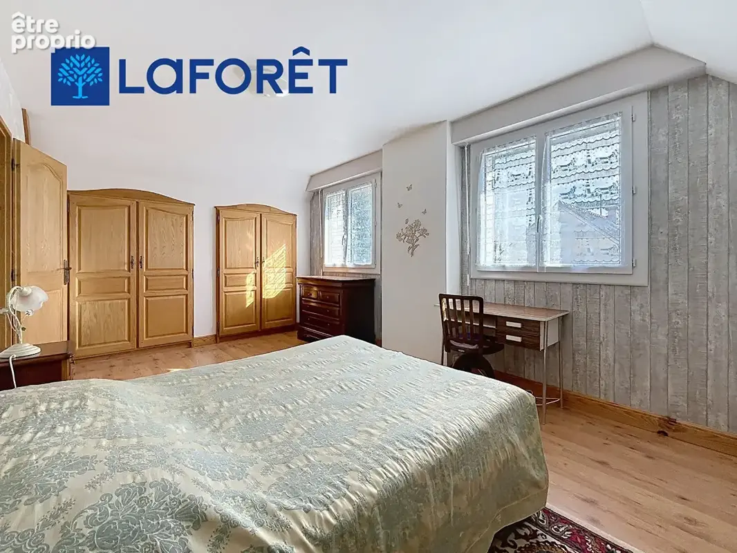 A vendre ! Maison Guern 6 pièce(s) 142m² - photo 9