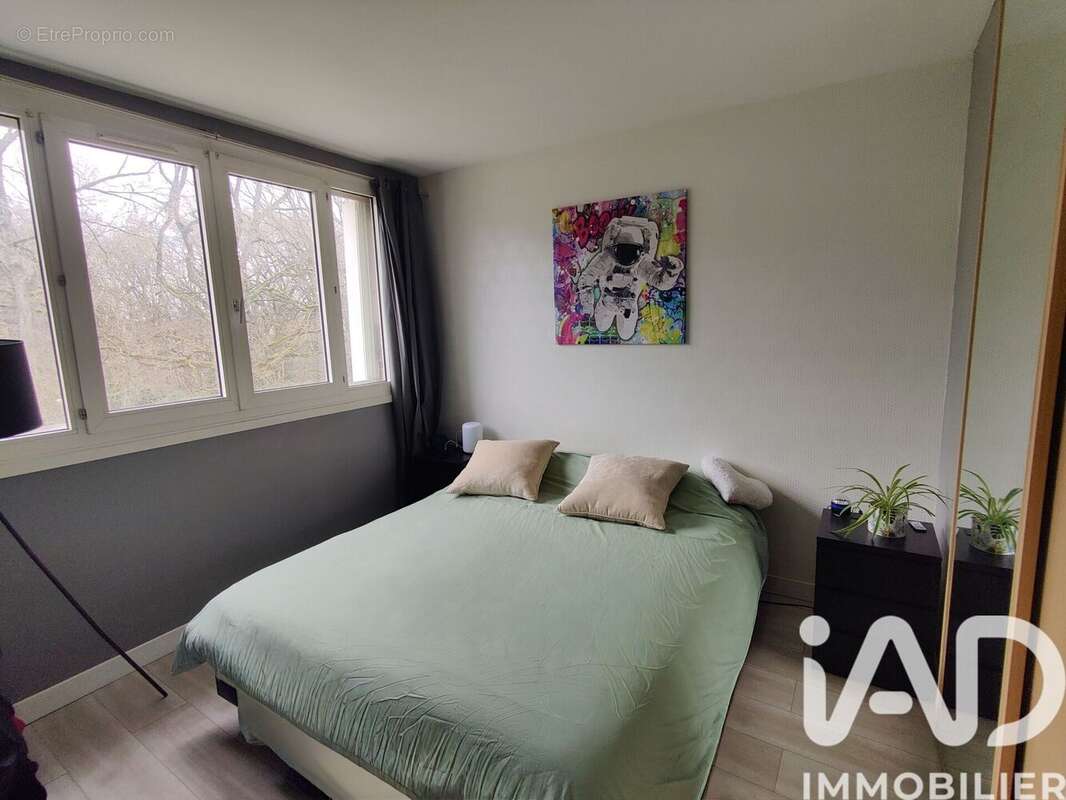 Photo 5 - Appartement à SAINT-GERMAIN-LES-ARPAJON