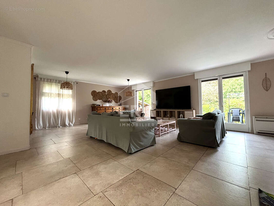 Maison à HENIN-BEAUMONT